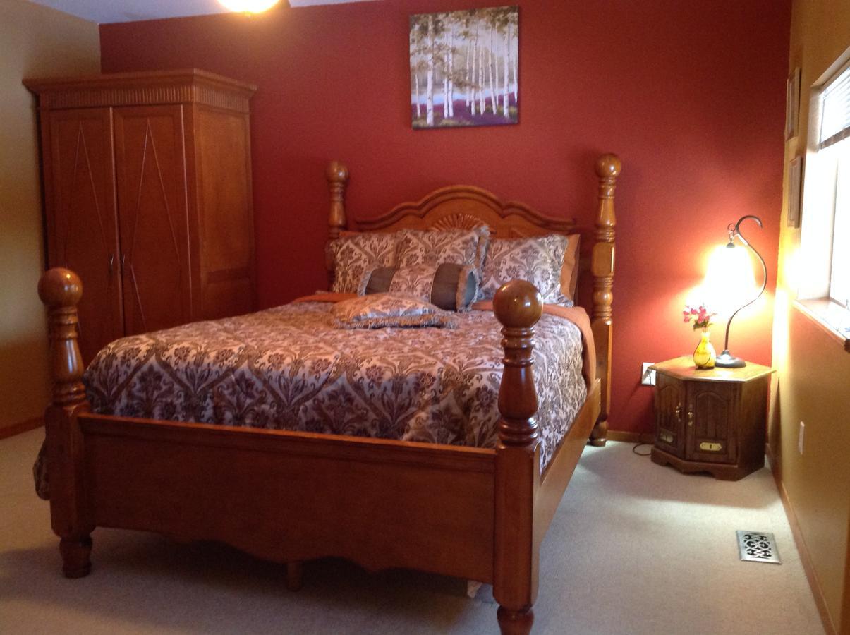 טוק A Hyde Away Inn B&B מראה חיצוני תמונה