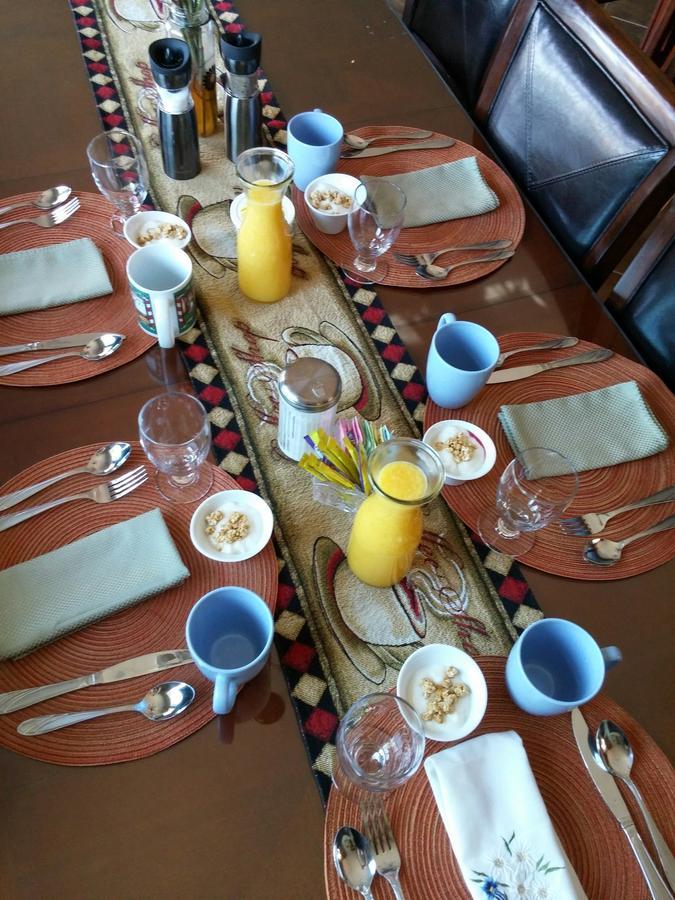 טוק A Hyde Away Inn B&B מראה חיצוני תמונה